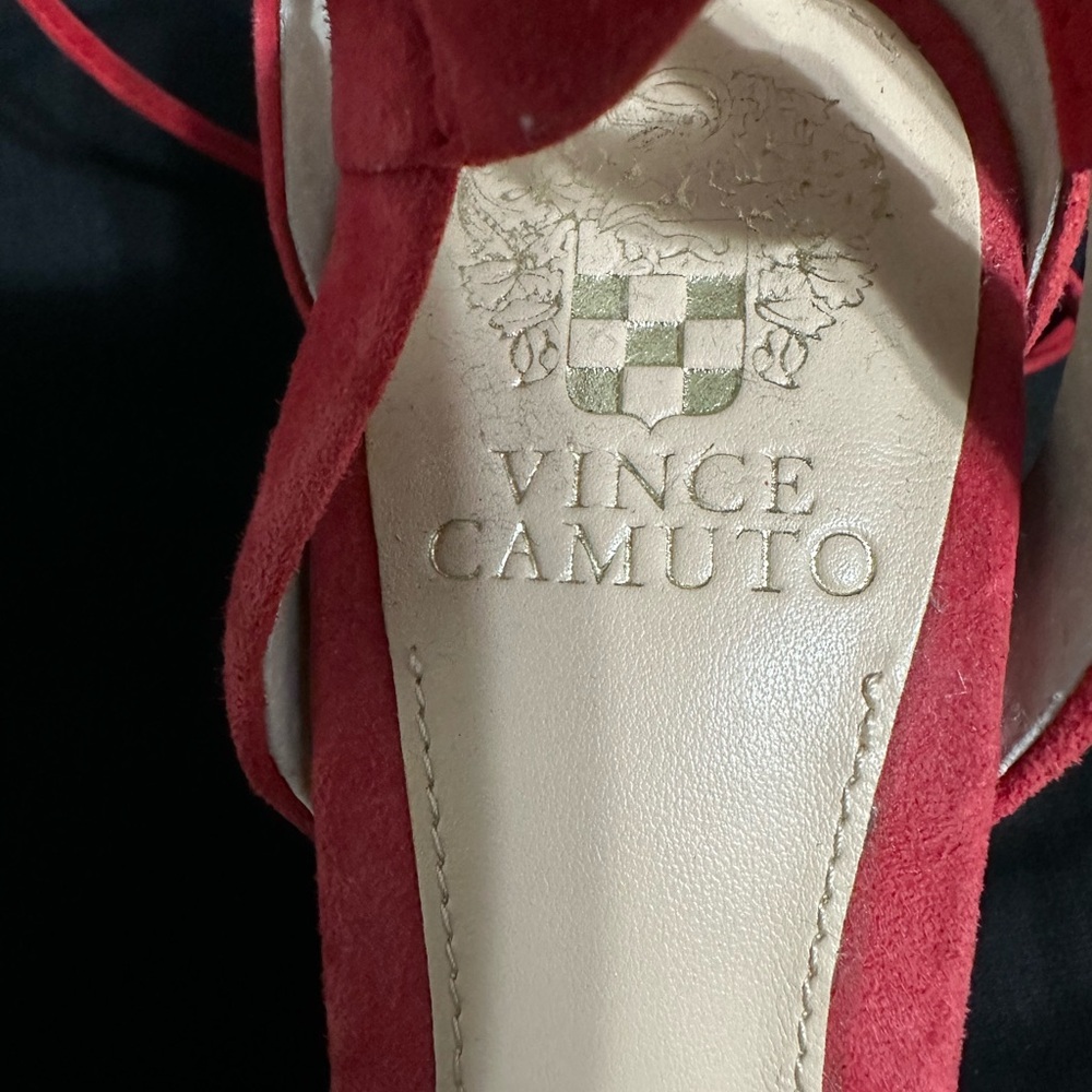 Vince Camuto Red Suede Women's Heels - Picture 8 of 8